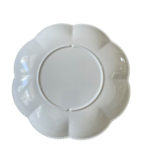 Summer Strawberry Melamine Dinner Plates 11in Set of 4 Scalloped Edge NEW - Picture 12 of 12